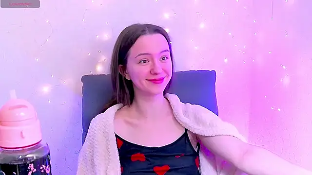 BellaVelure6767 online show from April 9, 12:21 am