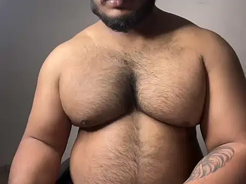 Snapshot of hot_rocco1 chatting on February 16, 5:20 pm hot rocco1 online show from February 16, 5:20 pm