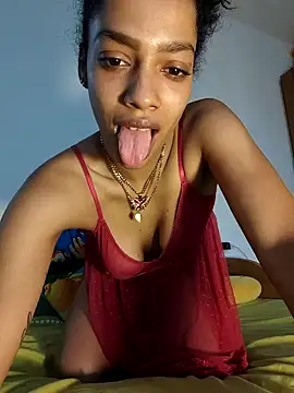 Snapshot of chanell95 chatting on May 4, 7:37 am chanell95 online show from May 4, 7:37 am