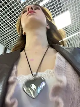 hani obsessed online show from April 15, 10:22 am