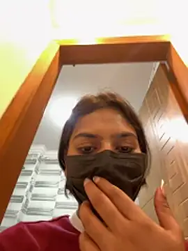 sexyayeshadesi online show from May 11, 7:22 pm