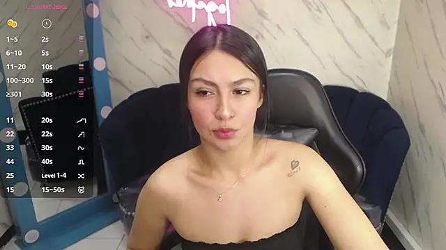 Maleja v  online show from December 22, 1:30 pm