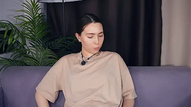 Snapshot of ChuBanda chatting on November 19, 1:00 pm ChuBanda online show from November 19, 1:00 pm