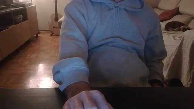 Snapshot of Ilsexyvizietto chatting on March 9, 8:24 pm Ilsexyvizietto online show from March 9, 8:24 pm