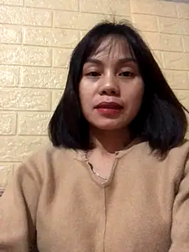 Trangbabylove online show from January 8, 11:40 pm