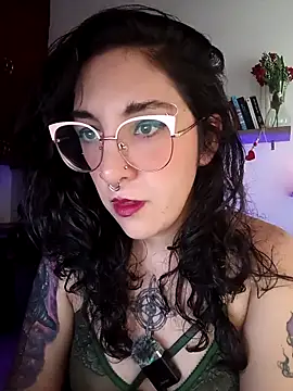 Melinerd online show from March 17, 6:00 pm