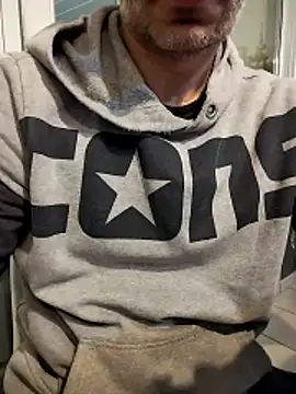 platone09 online show from December 14, 8:57 pm