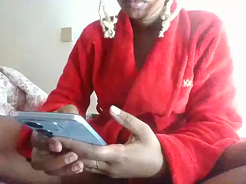 Snapshot of Naughtybadgal chatting on May 17, 6:00 am Naughtybadgal online show from May 17, 6:00 am