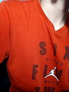 Snapshot of Roisesex chatting on November 18, 2:54 pm Roisesex online show from November 18, 2:54 pm