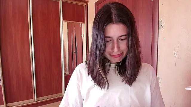 KristinaScott online show from April 2, 2:47 pm