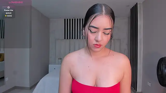 SophieLanne online show from November 30, 11:31 pm