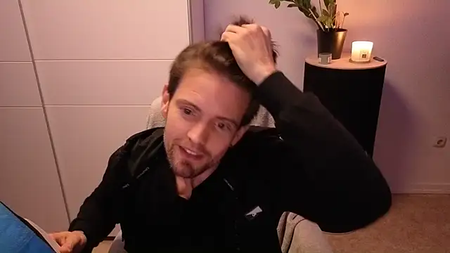 Mystery Mark online show from November 22, 8:08 pm