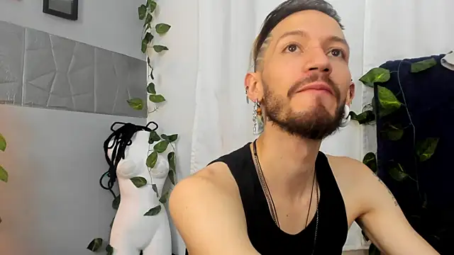 AngelDamianArt online show from December 1, 3:28 pm