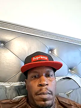 yourboy501withthebig1 online show from July 29, 10:30 pm