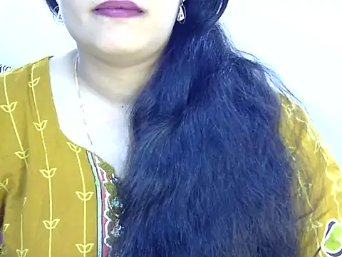 Muskan Jha online show from April 8, 8:14 am