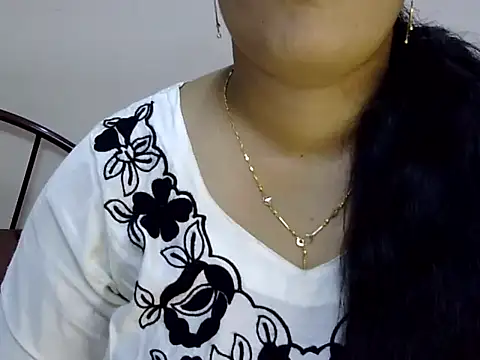 Snapshot of Muskan_Jha chatting on July 3, 1:06 pm Muskan Jha online show from July 3, 1:06 pm