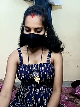 Desi Hot Queen online show from December 3, 3:47 am