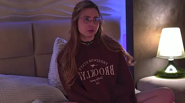 -SaraBlack- online show from March 4, 4:18 am