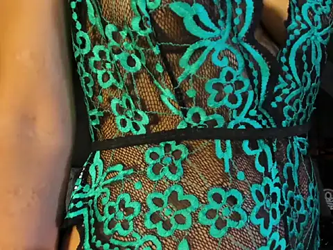 Snapshot of Kleerth_Miller chatting on February 3, 1:49 pm Kleerth Miller online show from February 3, 1:49 pm