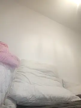 Snapshot of NaughtyClaudia_ chatting on February 22, 8:46 am NaughtyClaudia online show from February 22, 8:46 am