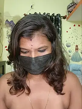 Snapshot of Premalatha_28 chatting on June 19, 5:39 pm Premalatha 28 online show from June 19, 5:39 pm