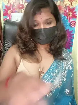 Snapshot of Premalatha_28 chatting on June 27, 5:18 pm Premalatha 28 online show from June 27, 5:18 pm