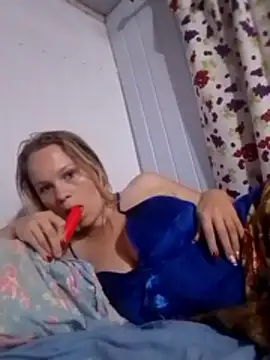 minagostosa123 online show from February 8, 10:46 pm