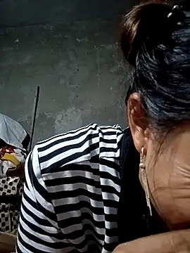 mon1-day online show from December 17, 12:33 pm