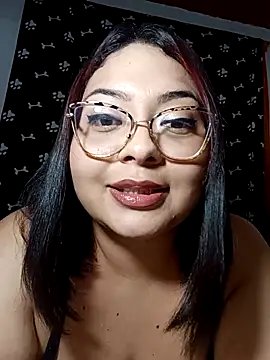Snapshot of Anna_Lucia88 chatting on April 28, 4:50 am Anna Lucia88 online show from April 28, 4:50 am