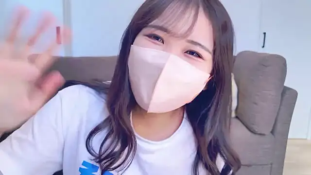 Snapshot of Nemu_chan_ chatting on May 8, 11:21 pm Nemu chan online show from May 8, 11:21 pm