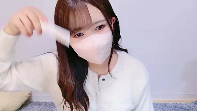 Snapshot of Nemu_chan_ chatting on May 21, 10:11 am Nemu chan online show from May 21, 10:11 am