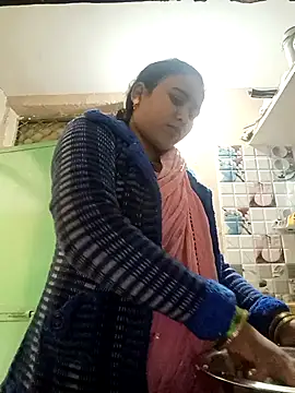 Snapshot of Sexi_soniy432 chatting on November 26, 6:14 am Sexi soniy432 online show from November 26, 6:14 am