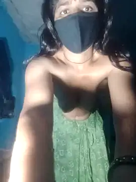 Snapshot of Sexi_soniy432 chatting on February 19, 1:40 pm Sexi soniy432 online show from February 19, 1:40 pm