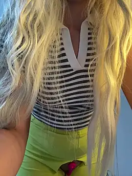 Manolya3434 online show from December 1, 5:51 pm