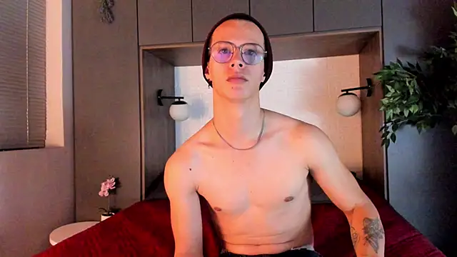 Brandon starkk online show from December 16, 12:10 pm