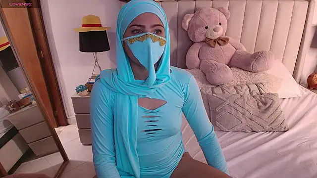 Emyii  online show from March 29, 12:16 pm