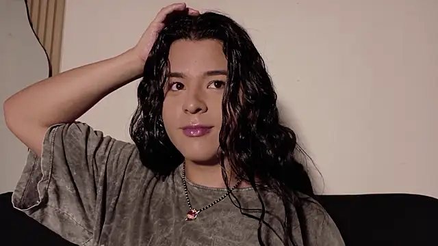 Angel-umbra online show from March 5, 9:55 pm