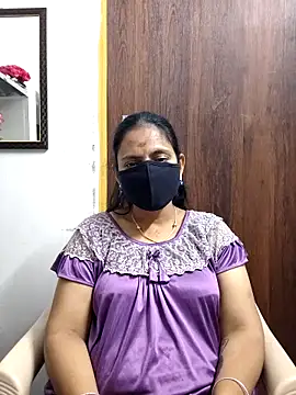 Queen-Neha online show from February 10, 6:56 pm