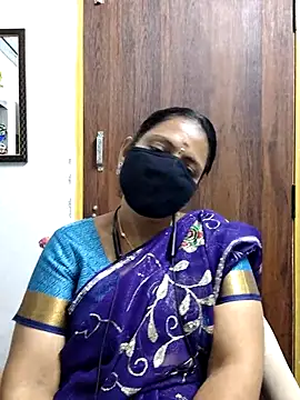 Queen-Neha online show from March 28, 6:29 pm