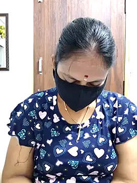 Queen-Neha online show from April 13, 8:42 am