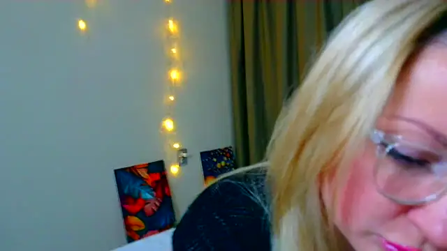 MilaLove   online show from November 19, 1:44 pm