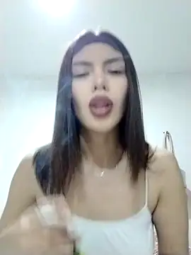 MarLuci6 online show from November 19, 7:08 am