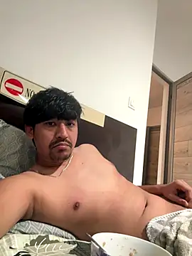 Jhonneeey online show from November 18, 3:05 pm