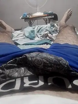 Snapshot of Megadotadoxxx chatting on November 17, 3:45 am Megadotadoxxx online show from November 17, 3:45 am