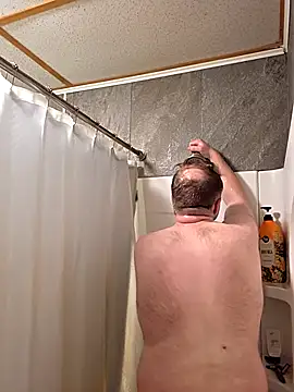 Snapshot of TheOneDonShaun chatting on December 22, 2:52 am TheOneDonShaun online show from December 22, 2:52 am