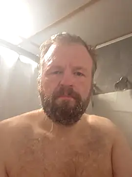 Snapshot of TheOneDonShaun chatting on February 18, 9:00 pm TheOneDonShaun online show from February 18, 9:00 pm