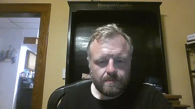Snapshot of TheOneDonShaun chatting on August 10, 12:36 am TheOneDonShaun online show from August 10, 12:36 am