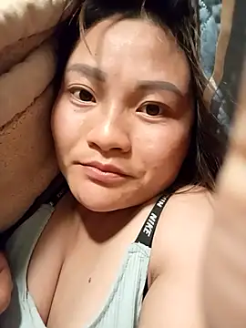 Lee-Thee online show from November 19, 1:33 pm