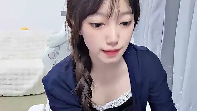 yuyayayu online show from January 6, 11:58 am