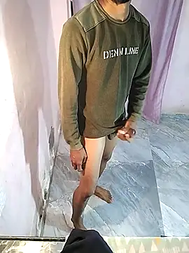 Snapshot of itsme_chappie chatting on February 12, 3:07 pm itsme chappie online show from February 12, 3:07 pm